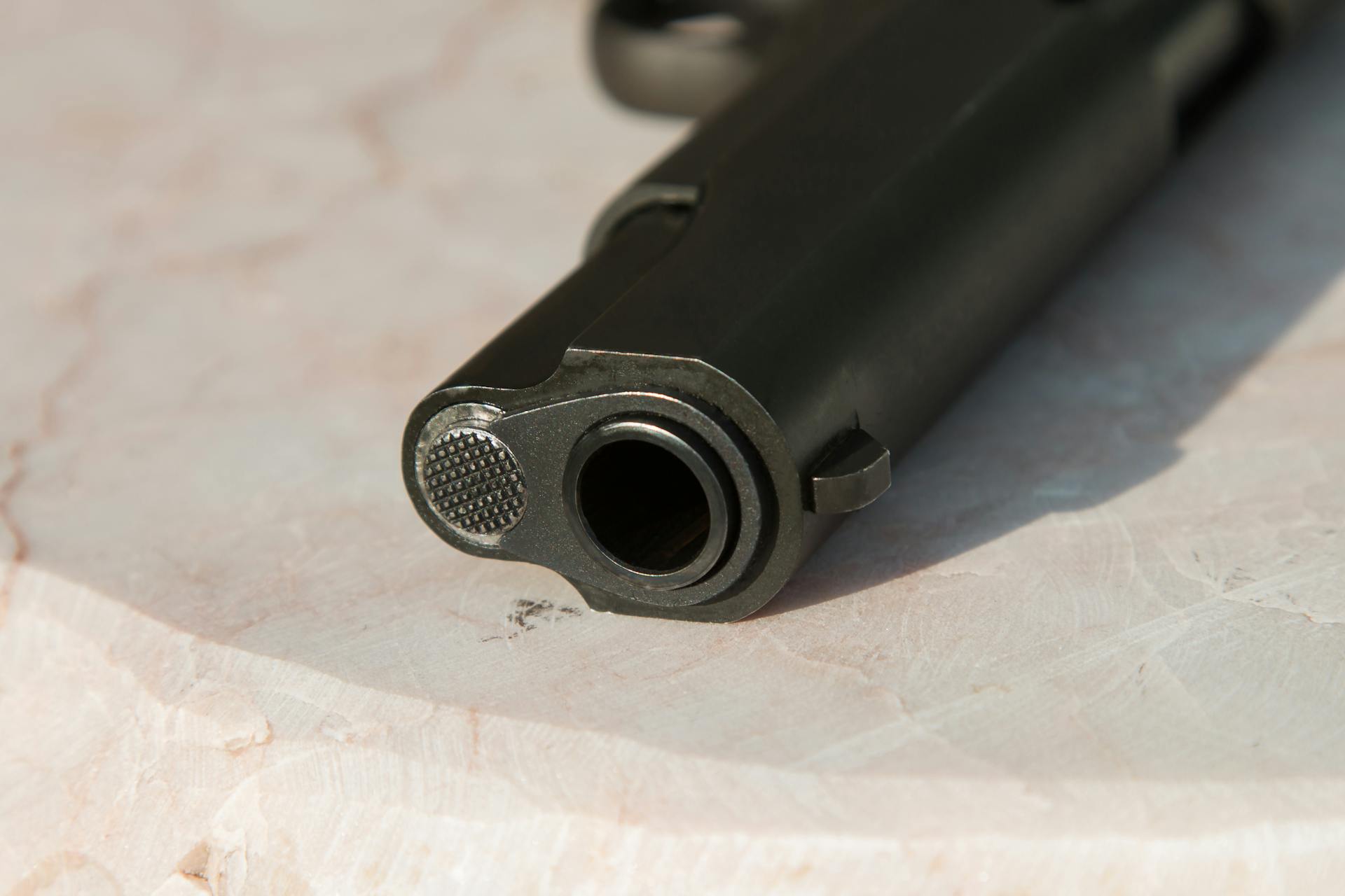 A close-up of a gun | Source: Pexels